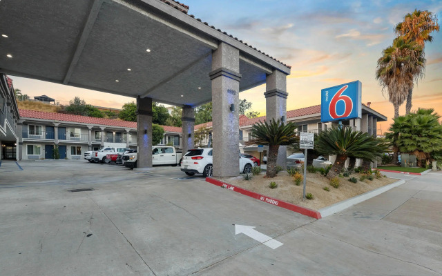Motel 6 La Mesa, CA