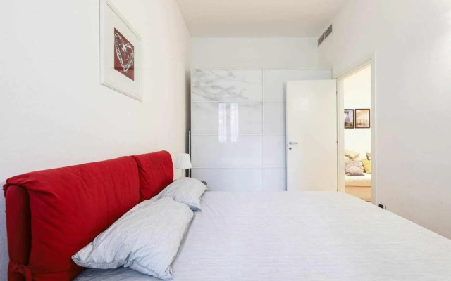 SV18C Charming modern flat S Ambrogio