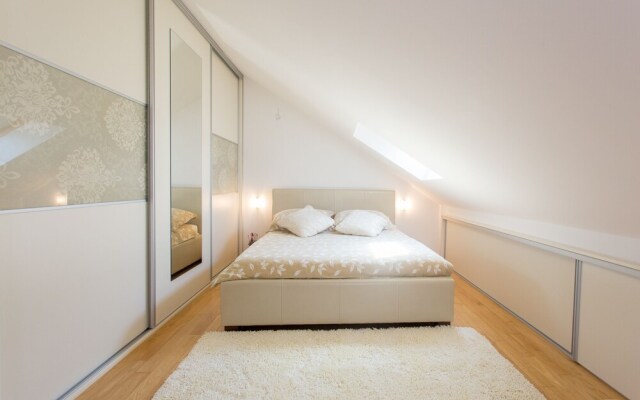 Summer Seaside Pearl Apartment Kastela