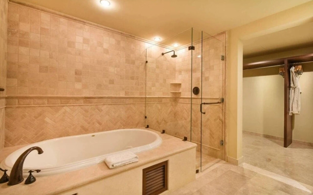 3BD Casa Buenavida Luxury Resort Cabo