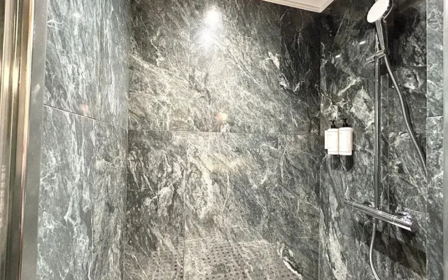 Merveil Luxury Suite - Eiffel Bourgogne