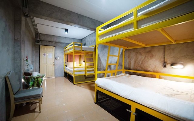 Chang Hostel​ Suvarnabhumi​