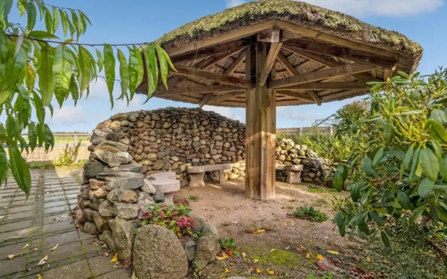 Captivating 4-bed Villa in Idestrup