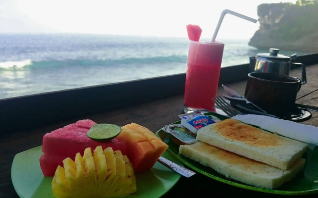 Balangan Paradise Hostel and Restaurant