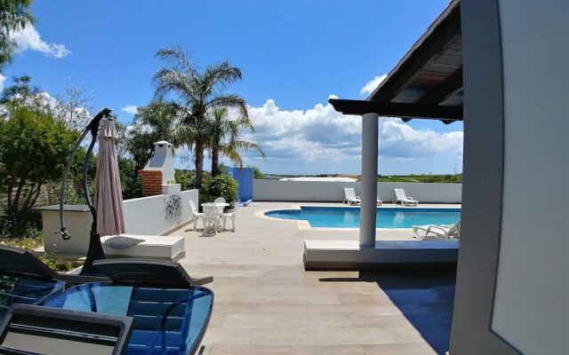 Ah Villas