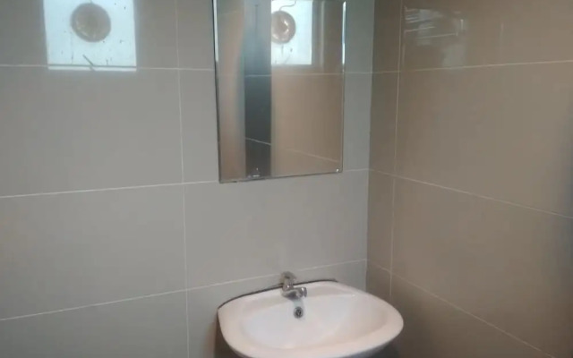 OYO 89773 New Eastern Hotel