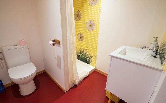 Yourtissimo - La Maison Rouge