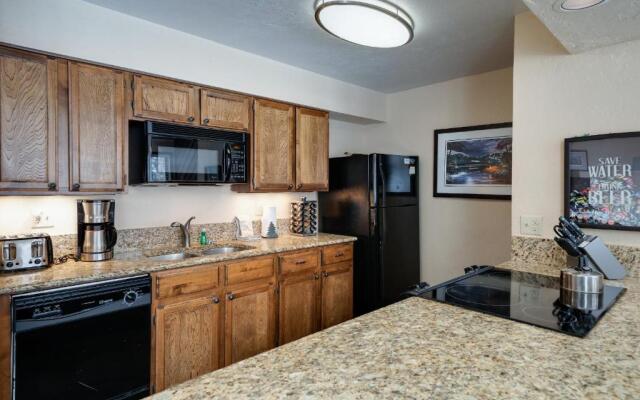 Park Place E103 by Colorado Rocky Mountain Resorts