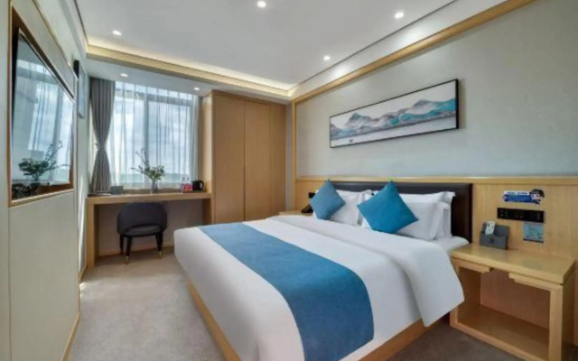 Lanhao Hotel (Xiasha Outlets Station, Hailing)