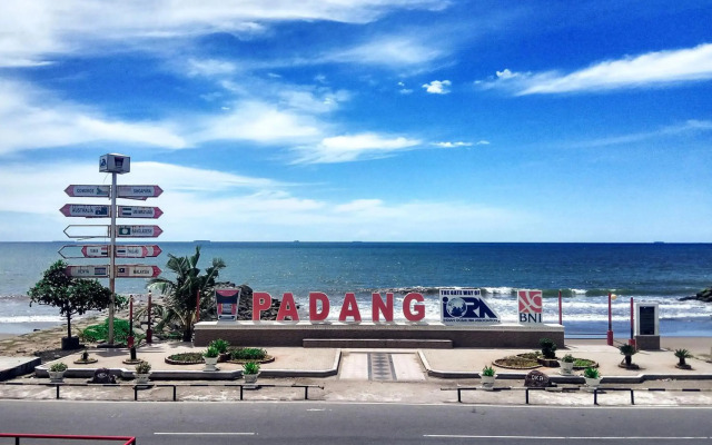 ibis Padang Hotel