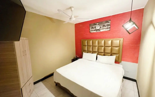 PROMO 18 BDRM Building, Pool+ 5Jacuzzis at Poblado