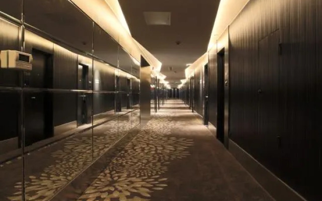 Crystal Jining High tech Zone Wanda Plaza Hotel