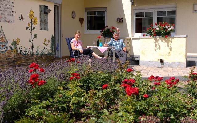 Winzerhotel - Restaurant zum Moselstrand