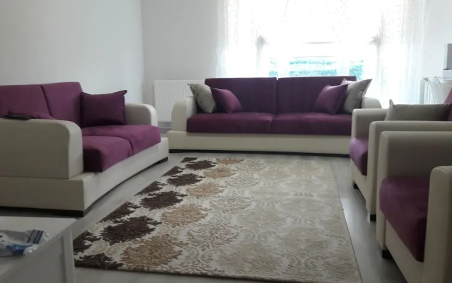 Karabina Apart