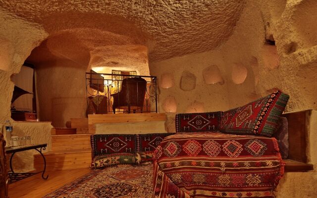 The Owl Cave Hotel