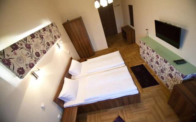 SasOne Rooms