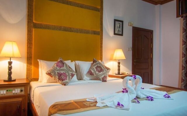Golden Chenla Hotel and Restaurant