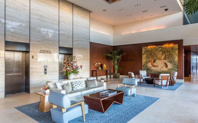 Jet Luxury @ The Trump Waikiki