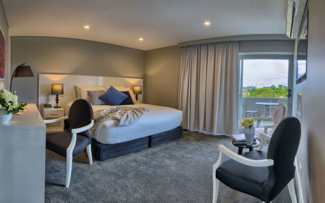 Canberra Rex Hotel and Serviced Apartments