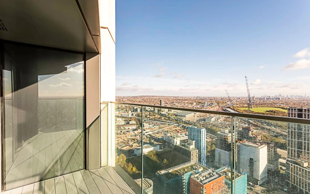 Beautiful 2 Bed Icon Tower Flat 5