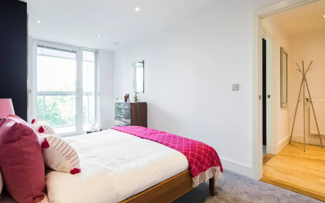 Greenwich Riverside 2 bed apartment Sleeps 6