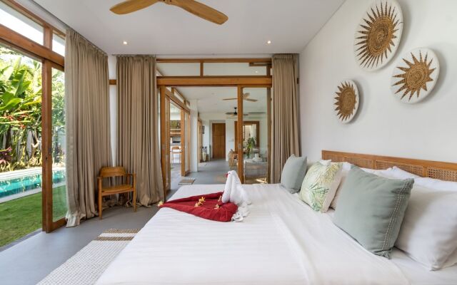 Beautiful Boho-chic 4br Tropical Villa in Pererenan Canggu