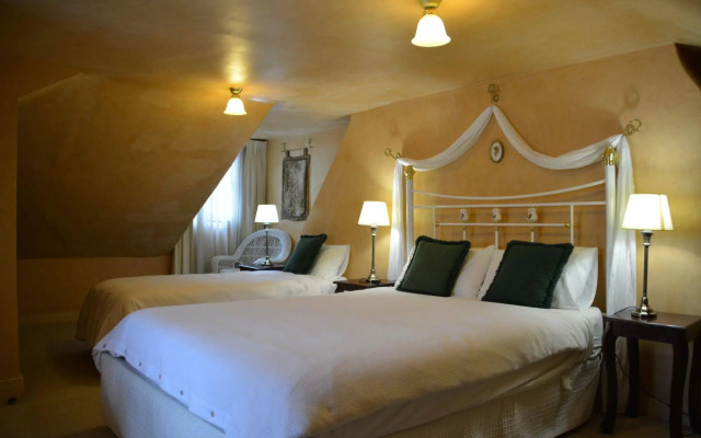 Apartments at York Mansions