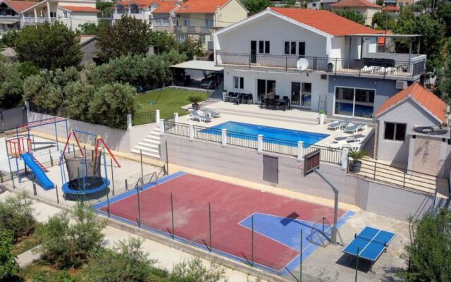 House Aurora Kaštela