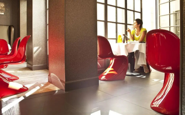 Hotel Le Petit Paris