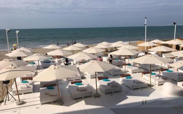 Maliah Beach Club