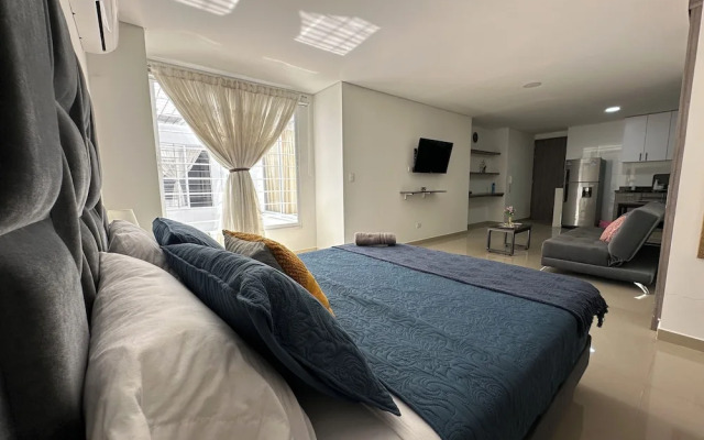 Nirvana ApartaHotel
