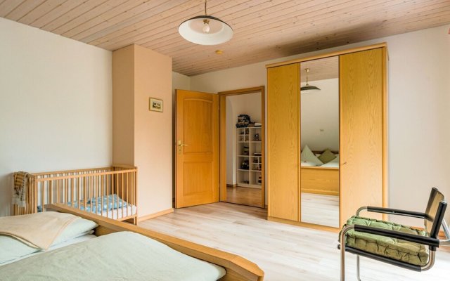 Cozy Apartment in Marktrodach with sauna