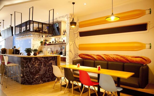 ibis Tianjin Railway Station Hotel