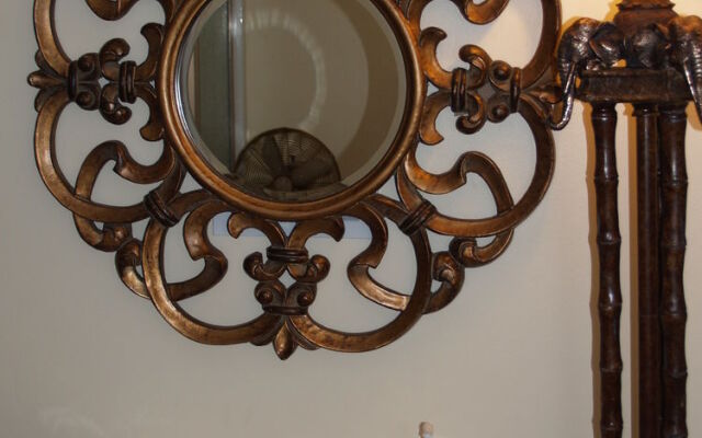 The White House on Freedom Way