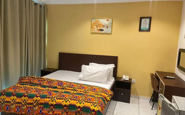 Ultimate Hotel
