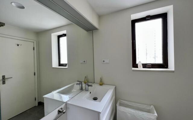 Vilamoura Central 3 by Homing