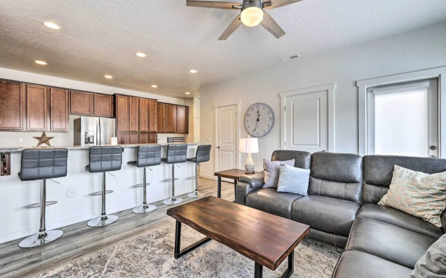 Nampa Townhome ~ 18 Mi to Downtown Boise!