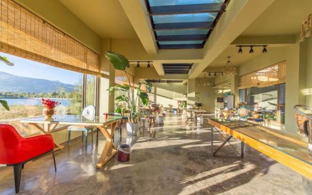 Xianyun Xiyue Boutique Holiday Hotel