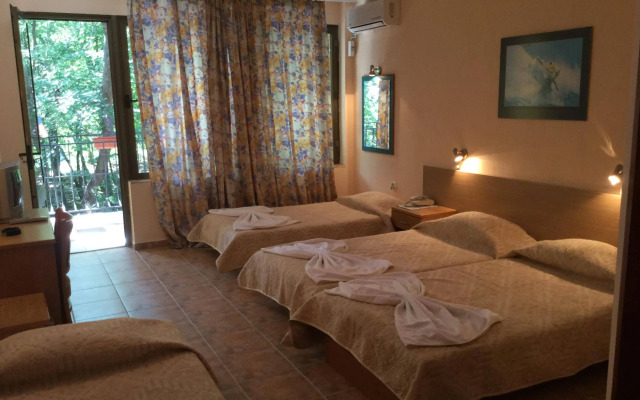 Park Hotel Briz All Inclusive- Free Parking