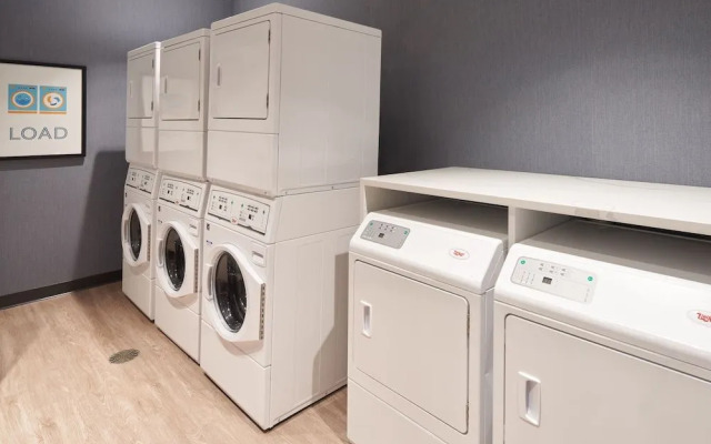 Staybridge Suites Wilmington Downtown