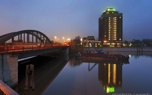 Holiday Inn Hamburg An Den Elbbrucken Hotel