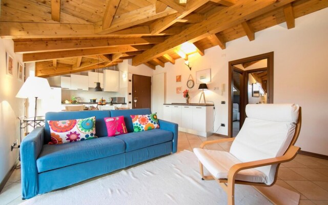 Amazing Gaia Le Palme Pool Lake View