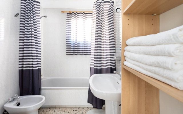 HomeLike Sea View Apartment Agache