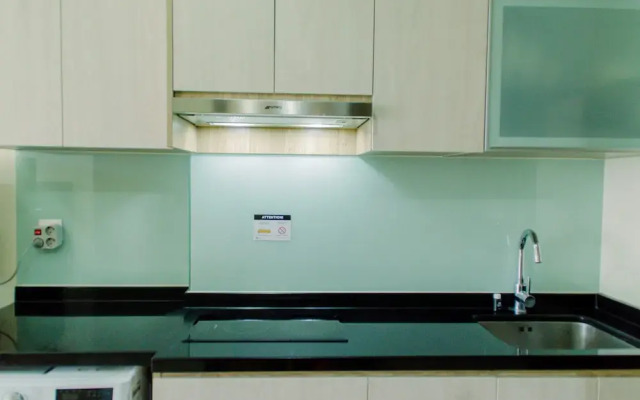 Elegant and Comfy Studio at Menteng Park Apartment