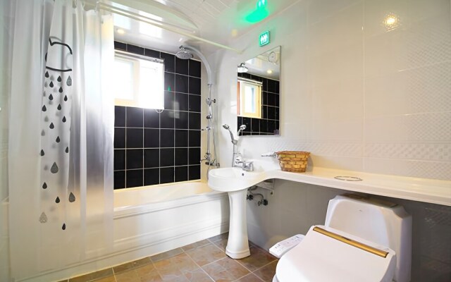 Tongyeong The House's Story Pension