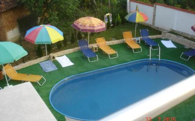 Family Hotel Camellia