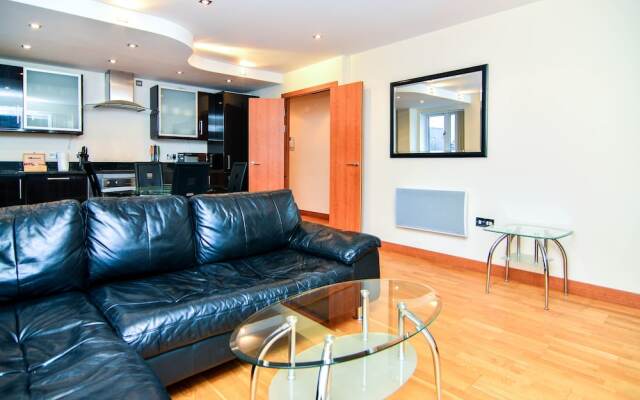 Modern 2 Bed Apartment In London Rgb 65388