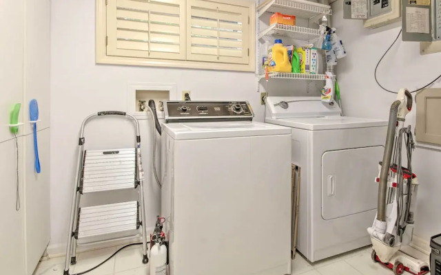 Private Dock: Waterfront Lake Ozark Home!