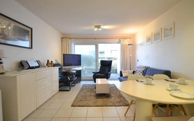 Apartment With Attached Garden