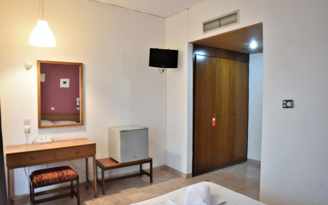Telhinis Hotel